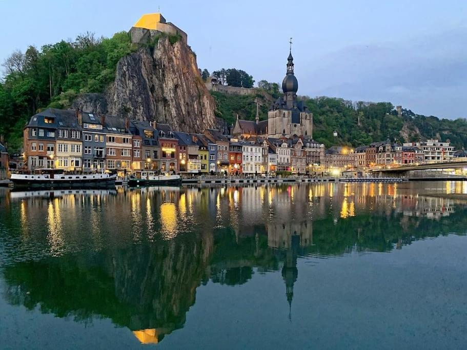 Gite Rural "L'Anseromia" Dinant Exteriör bild