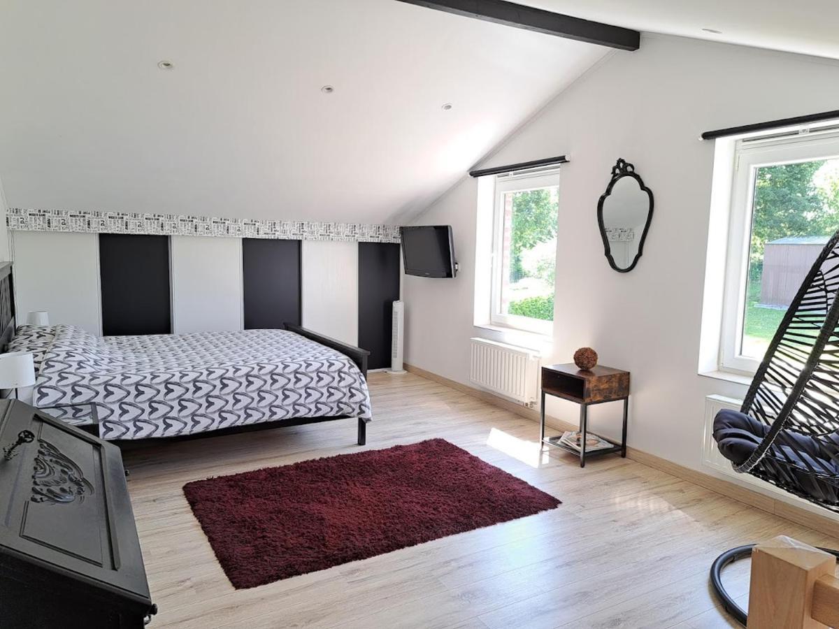 Gite Rural "L'Anseromia" Dinant Exteriör bild